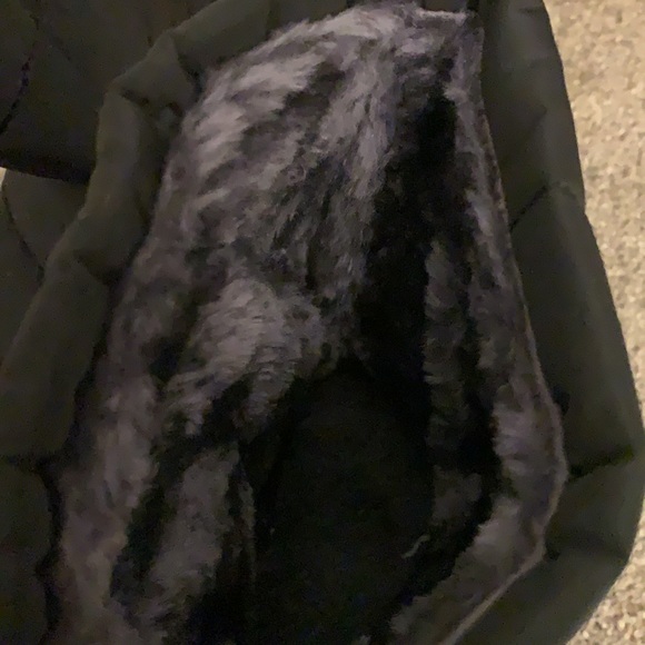 Boots - Picture 4 of 10